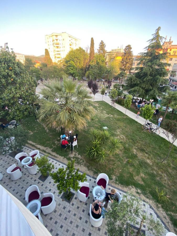 Garden Boutique Hotel Elbasan Exterior foto